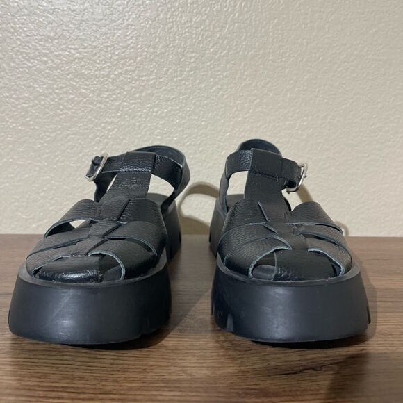 Pilcro Black Chunky Platform Sandals - Picture 3 of 7